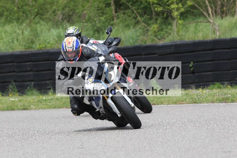 /Archiv-2025/10 23.04.2025 Cornu Master School ADR/rot-rouge/49